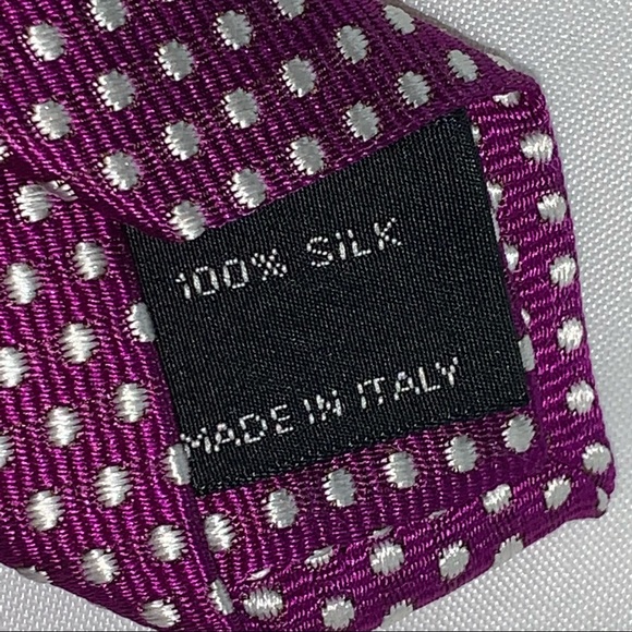 👋🏾SOLD👋🏾TOM FORD purple SILK TWILL necktie with white SWISS DOT embroidery - Picture 5 of 8